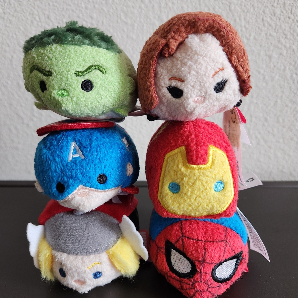 Disney Marvel Avengers Mini Tsum Tsum plush set of 6 Stuffed Animals
